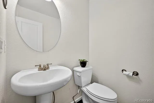14801 E Poundstone Drive Aurora, CO 80015
