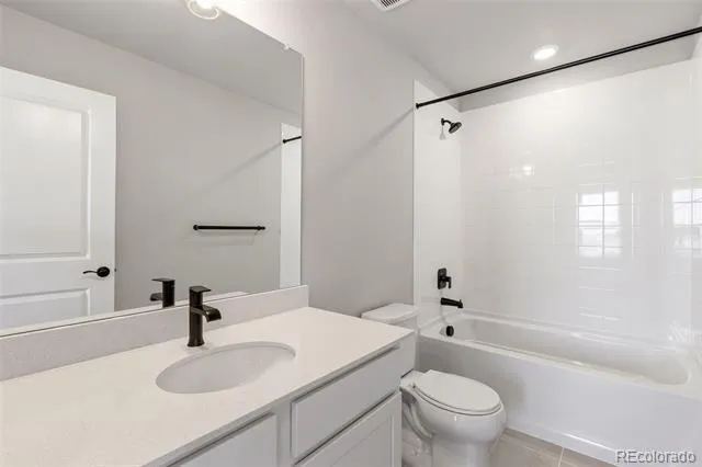 5321 Elk Street Aurora, CO 80019