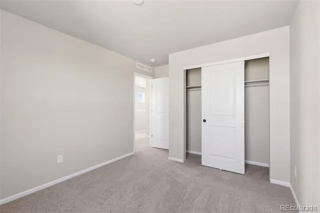 5321 Elk Street Aurora, CO 80019