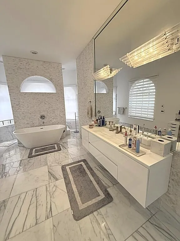1811 Eagle Trace Boulevard W Coral Springs, FL 33071