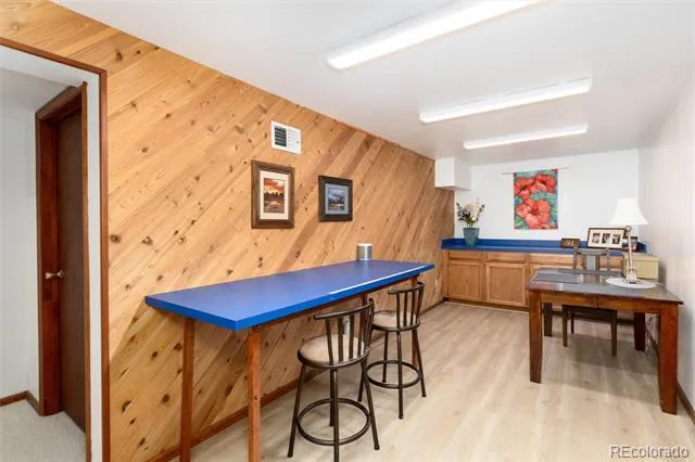 18396 E Berry Drive Centennial, CO 80015