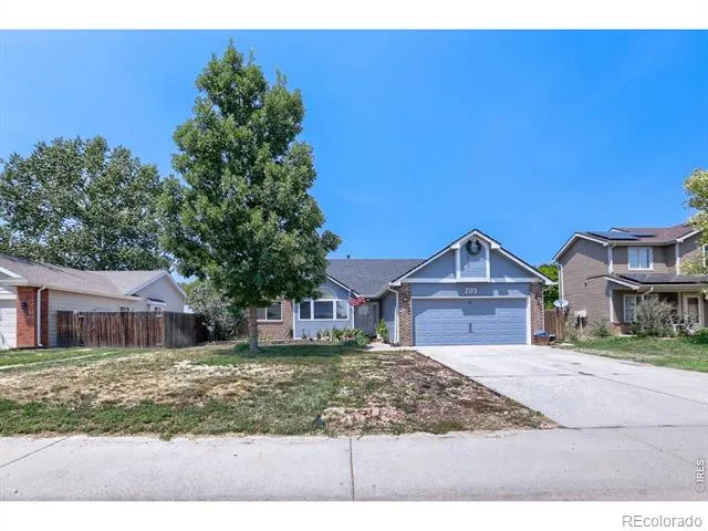 705 Country Acres Drive Johnstown, CO 80534