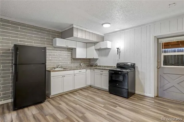 10210-10230 W 26th Avenue Lakewood, CO 80215