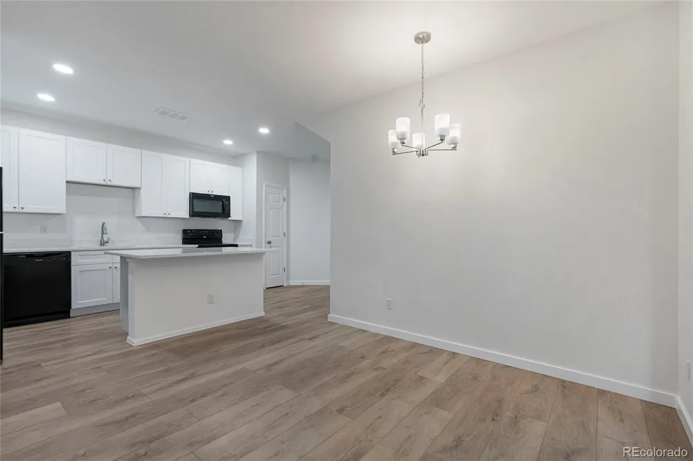 4251 S Blackhawk Circle #3B Aurora, CO 80014