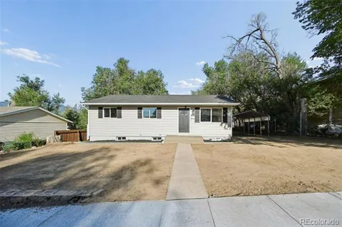 838 Sequoia Drive