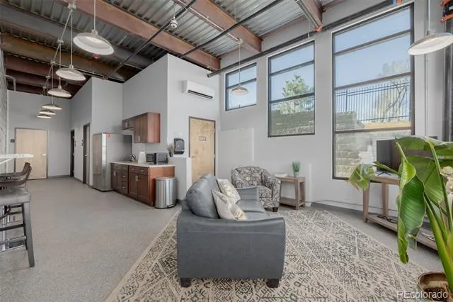560 Ames Street #305 Denver, CO 80226