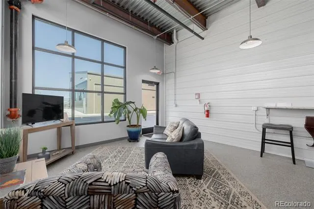 560 Ames Street #305 Denver, CO 80226