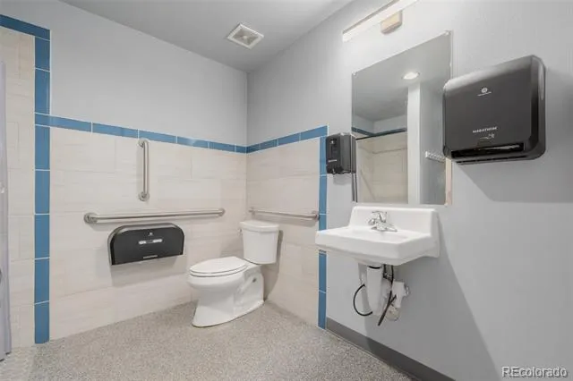 560 Ames Street #305 Denver, CO 80226