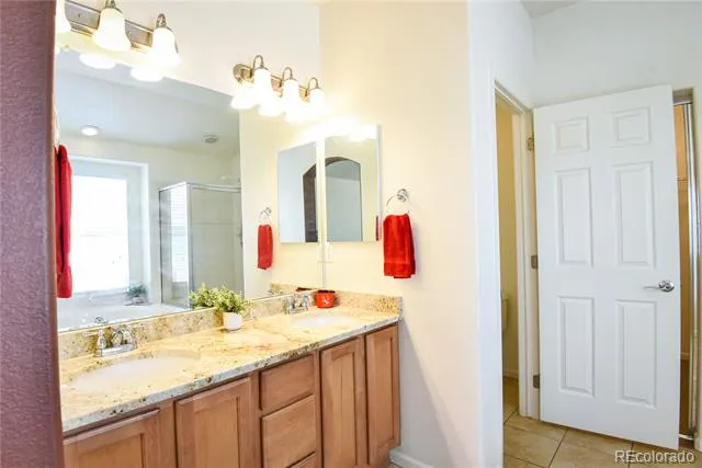 23627 E Bellewood Drive Aurora, CO 80016