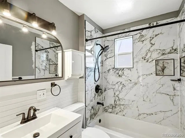 1685 Clinton Street Aurora, CO 80010