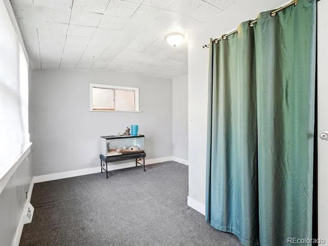 1685 Clinton Street Aurora, CO 80010
