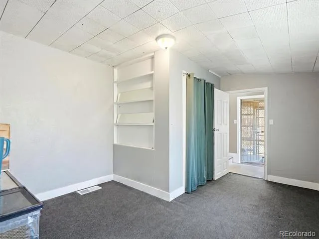 1685 Clinton Street Aurora, CO 80010
