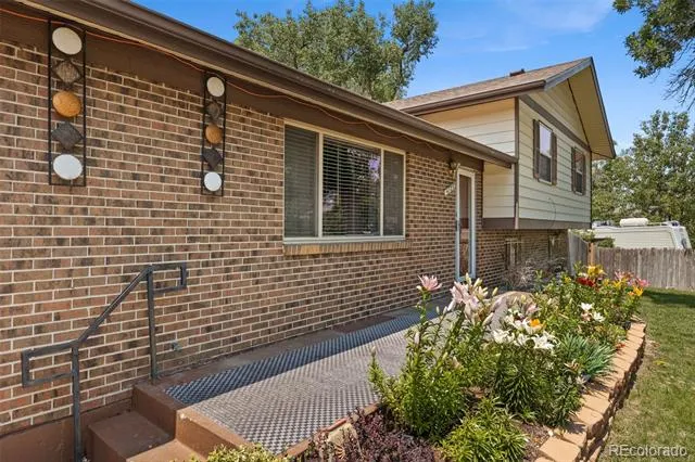 4725 Topeka Court Denver, CO 80239