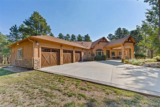15984 Pole Pine Point Colorado Springs, CO 80908