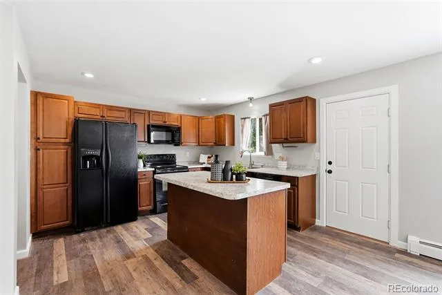 2725 Flintridge Drive Colorado Springs, CO 80918