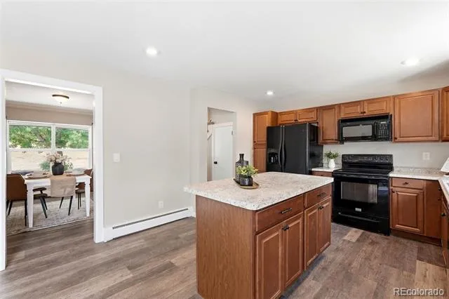 2725 Flintridge Drive Colorado Springs, CO 80918