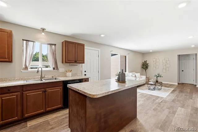 2725 Flintridge Drive Colorado Springs, CO 80918