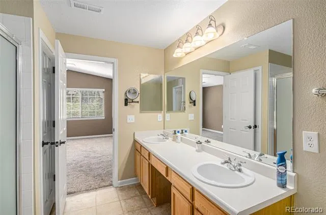 9795 W Freiburg Drive #A Littleton, CO 80127