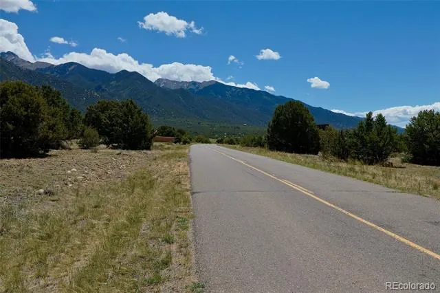 1563 Wagon Wheel Road Crestone, CO 81131