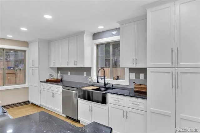 4200 S Jason Street Englewood, CO 80110