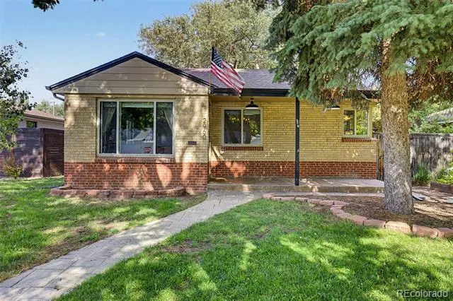 2960 S Corona Street Englewood, CO 80113