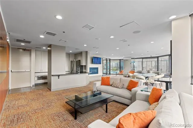 1625 Larimer Street #2104 Denver, CO 80202
