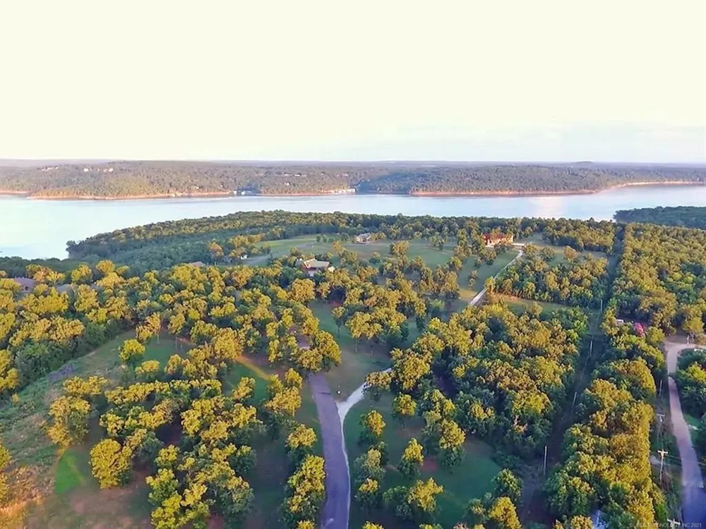 15902 W Redbud Road Park Hill, OK 74451