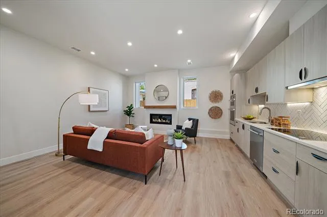 1370 Lowell Boulevard #4 Denver, CO 80204