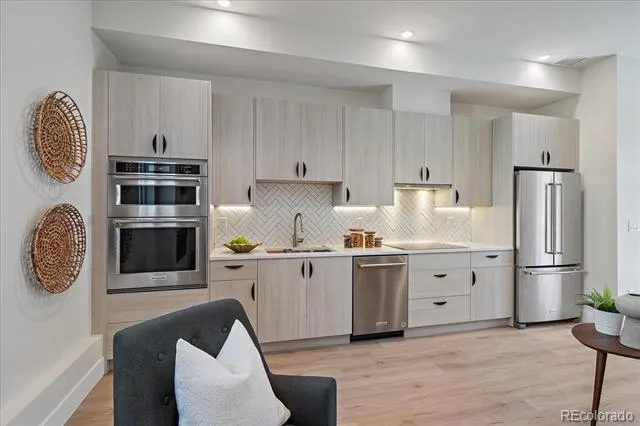 1370 Lowell Boulevard #4 Denver, CO 80204