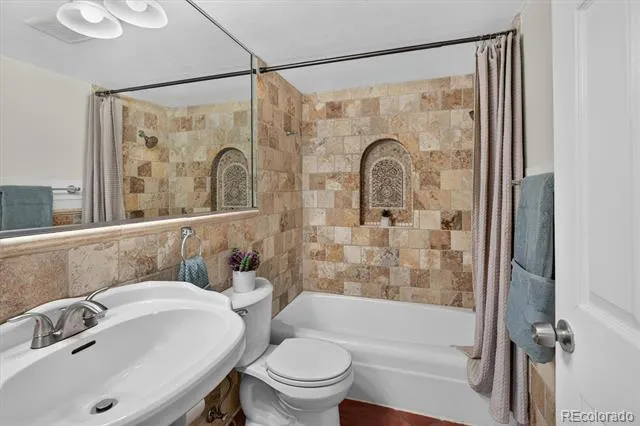 3420 S Locust Street #D Denver, CO 80222