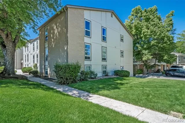 7251 S Xenia Circle #F Centennial, CO 80112