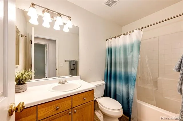 5172 Sydney Avenue Highlands Ranch, CO 80130