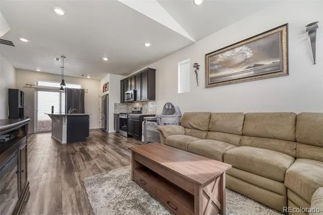 3934 Quatar Court Aurora, CO 80019