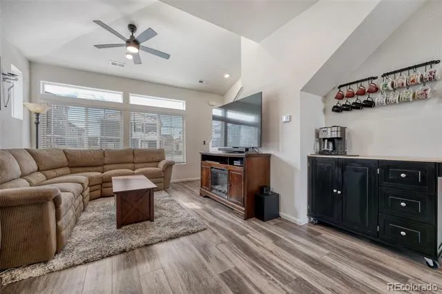 3934 Quatar Court Aurora, CO 80019