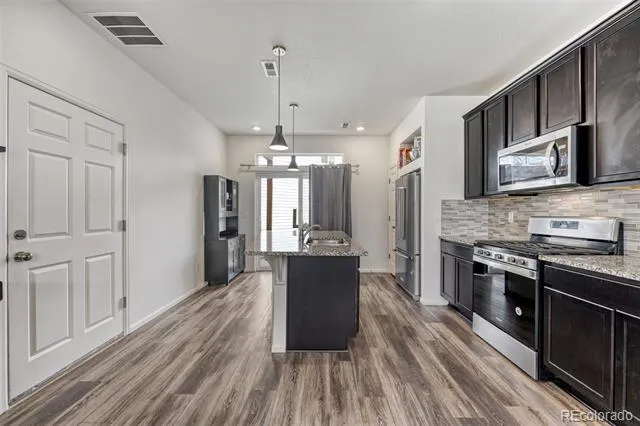 3934 Quatar Court Aurora, CO 80019