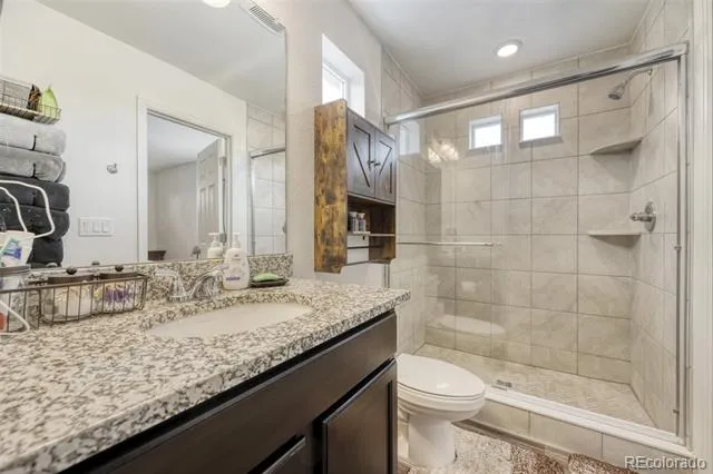 3934 Quatar Court Aurora, CO 80019