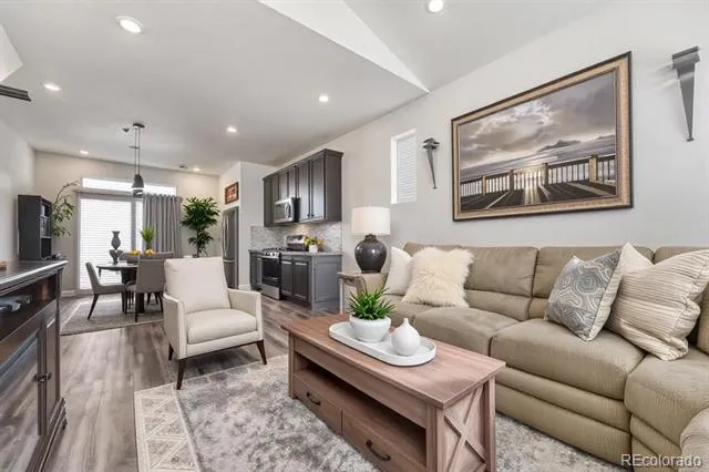 3934 Quatar Court Aurora, CO 80019