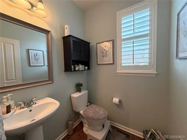 6934 S Fultondale Circle Aurora, CO 80016