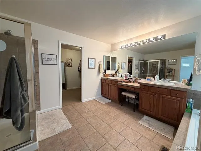 6934 S Fultondale Circle Aurora, CO 80016