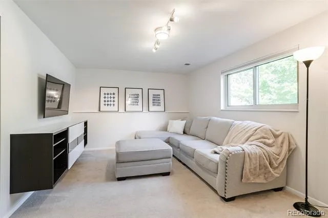6595 S Cherry Way Centennial, CO 80121