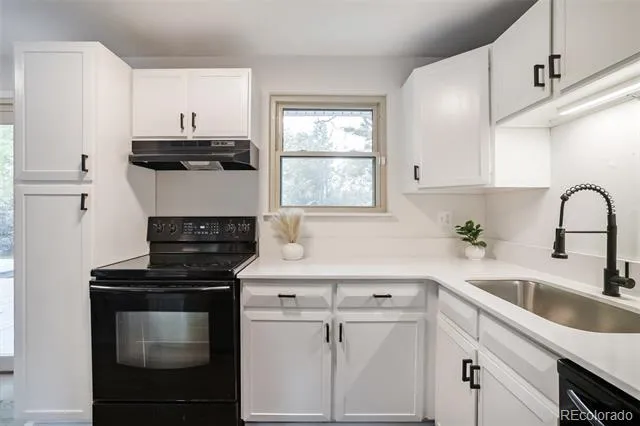 6595 S Cherry Way Centennial, CO 80121