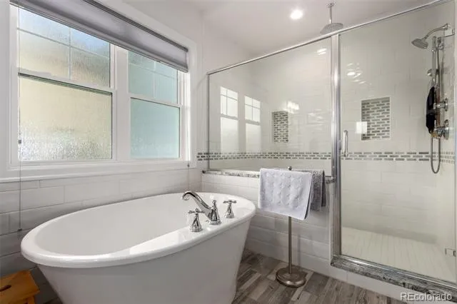 909 signal Court Timnath, CO 80547