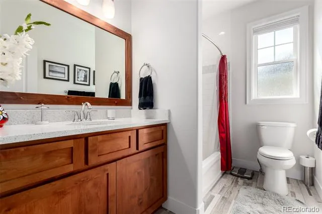 909 signal Court Timnath, CO 80547