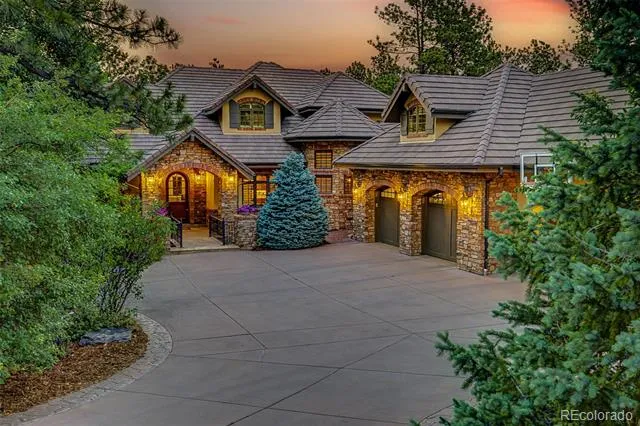 2553 Saddleback Court Castle Rock, CO 80104