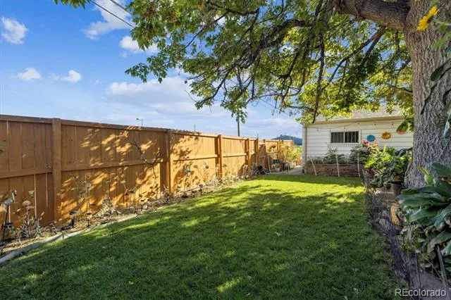 1731 W Chaffee Place Denver, CO 80211