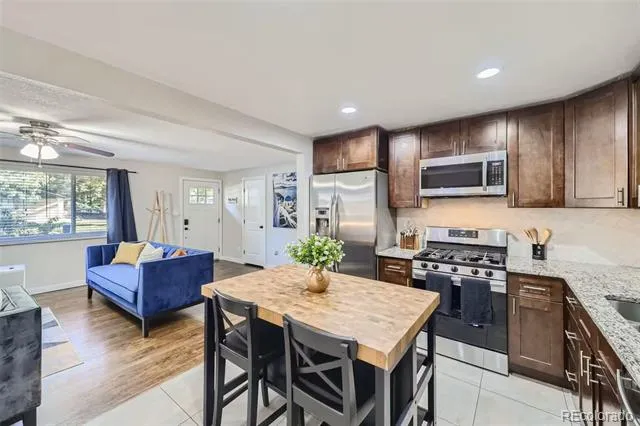 6718 W 70th Place Arvada, CO 80003