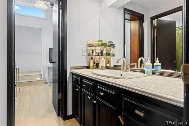 11184 E Linvale Drive Aurora, CO 80014