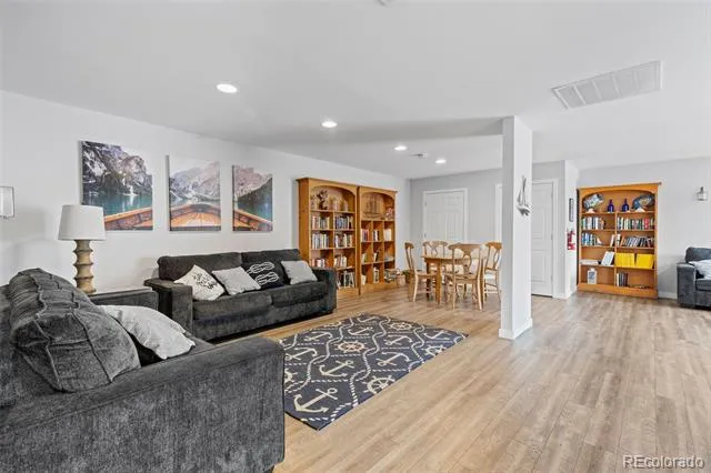 11184 E Linvale Drive Aurora, CO 80014