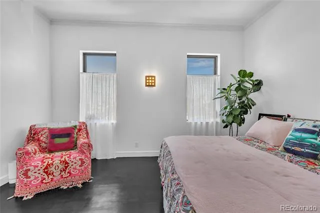 800 W 8th Avenue #201 Denver, CO 80204
