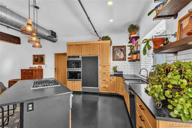 800 W 8th Avenue #201 Denver, CO 80204